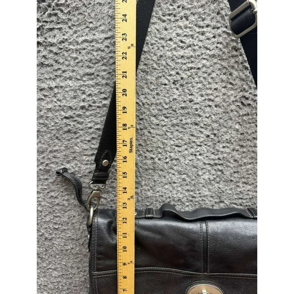 Fossil Maddox Long Live Vintage 1954 Leather Laptop Messenger Bag Black‎